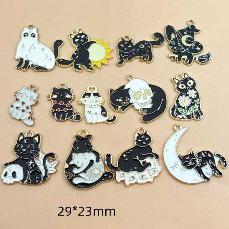 Jewelry Making Jewelry - จี้แมวดำเคลือบอีนาเมลแท้ 10 ชิ้น น่ารัก เหมาะสำหรับทำสร้อยข้อมือ ต่างหู