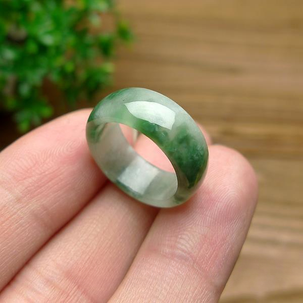 แหวนหยกสีเขียวอัญมณีธรรมชาติ J - Jewelry Making Jewelry บทวิจารณ์และราคา