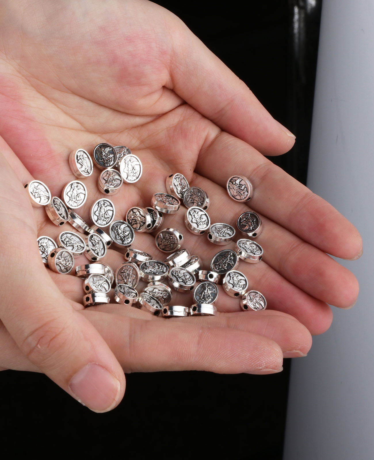 10 ชิ้น St. Michael Crusader S - Jewelry Making Michaels บทวิจารณ์และราคา